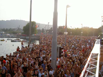 SP2003 Parade 45