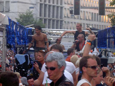 SP2003 Parade 92